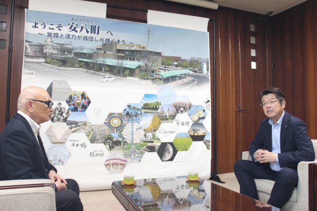 安八町岡田立町長との対談風景