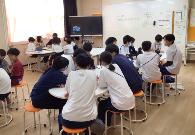 異年齢集団「ファミリー」の様子