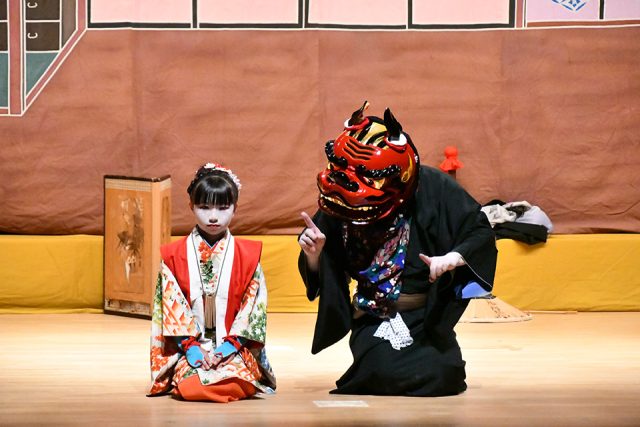 県重要無形民俗文化財「伏屋の獅子芝居」