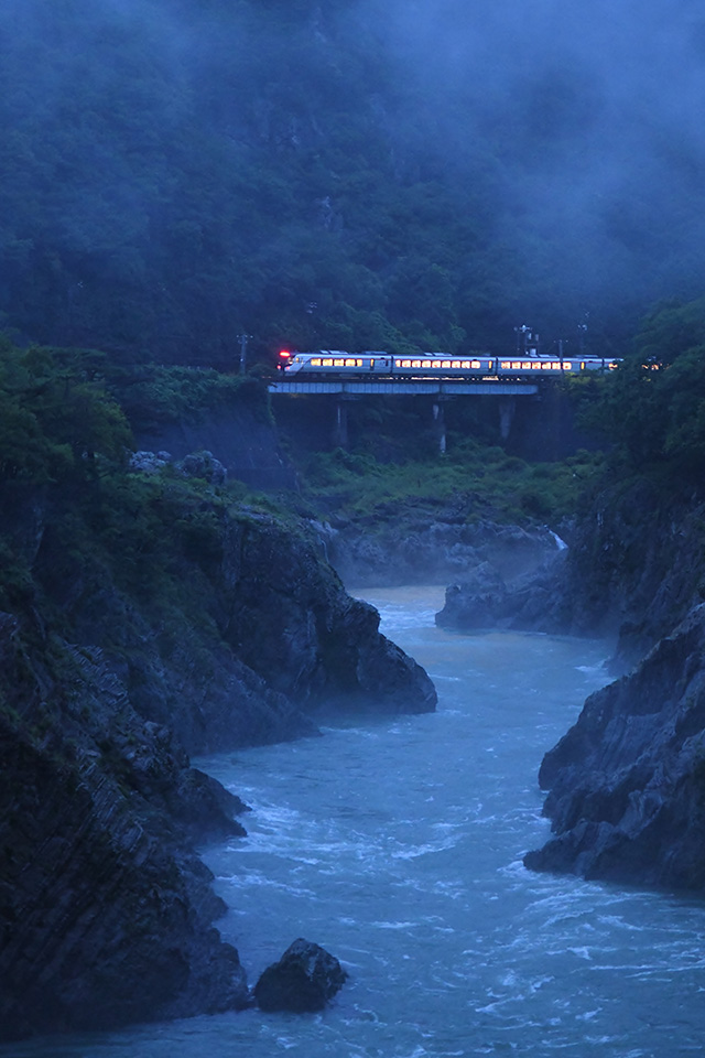 飛騨川の風景