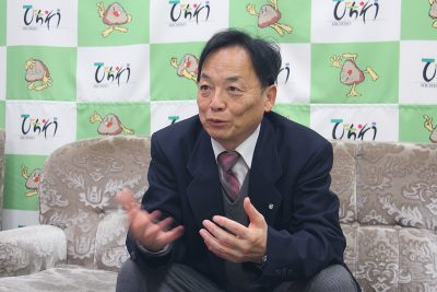 七宗町の堀部勝広町長