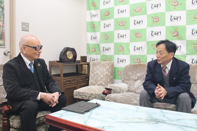 七宗町の堀部勝広町長