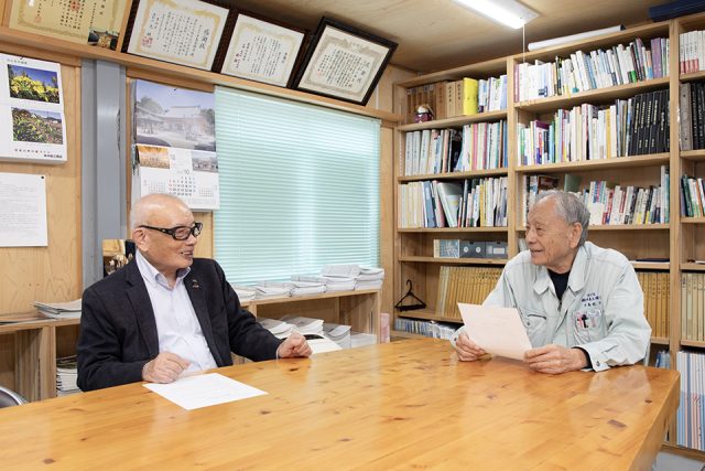 関西岐阜県人連合会の中島紀于会長との対談風景