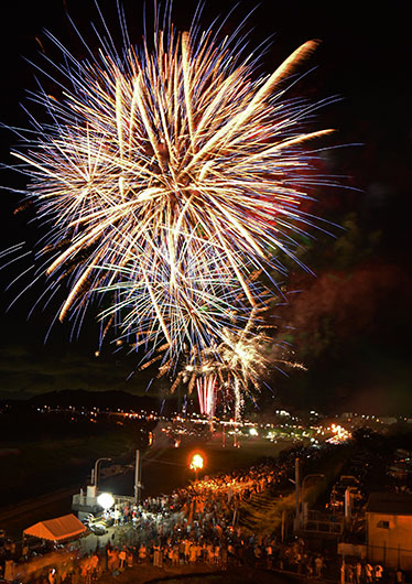 おん祭MINOKAMO2023夏の陣で打ち上げられた花火