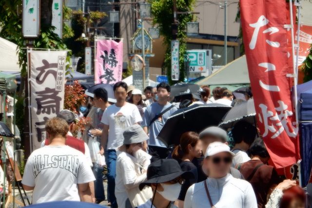 六斎市の風景