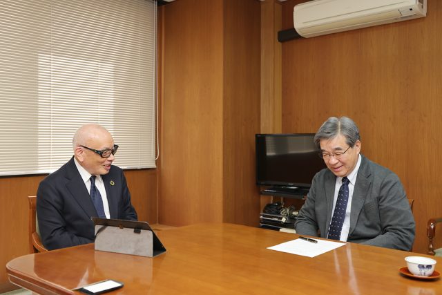 高山商工会議所林俊宏会頭との対談風景
