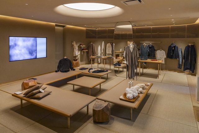浅野撚糸株式会社が開設したSUPER　ZERO　Lab　店内（東京都港区南青山）