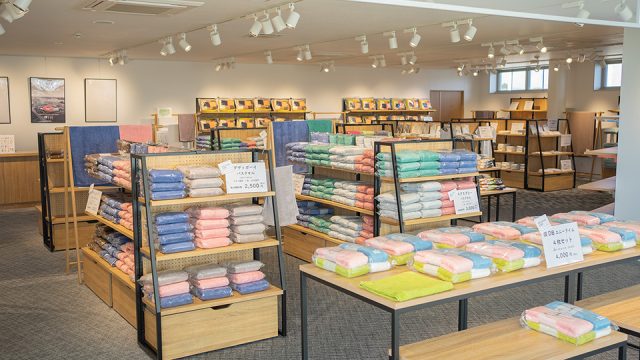 浅野撚糸株式会社の双葉スーパーゼロ　ミル　２Fショップ（アウトレットルーム）