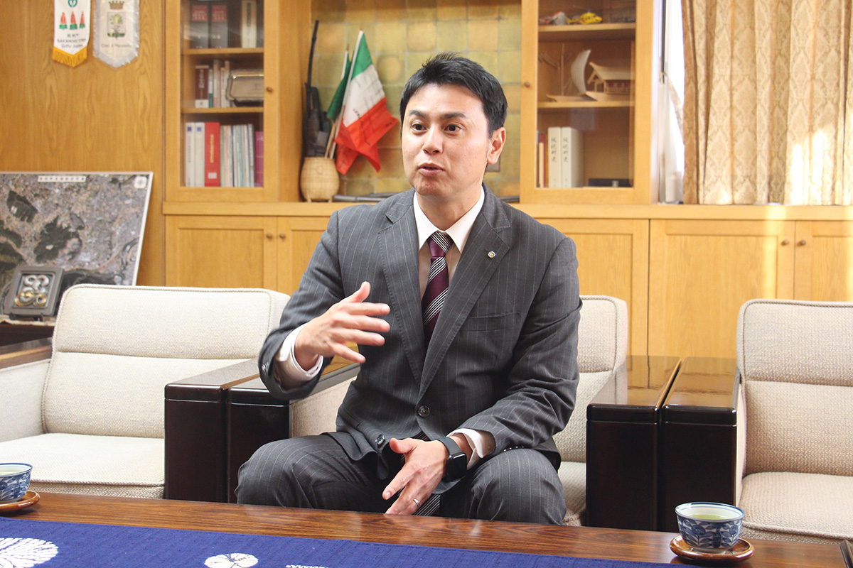 坂祝町の伊藤敬宏町長