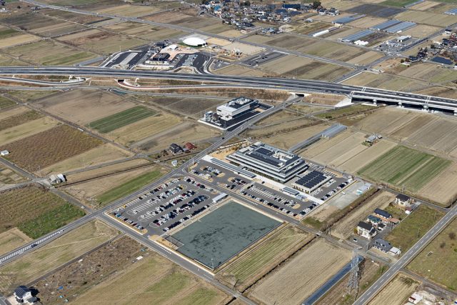 本巣市役所の周辺を上空から